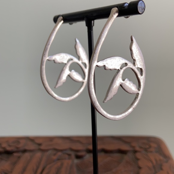 Jewelry - NWOT BOHO Hammered Silver Leaf Post Earrings